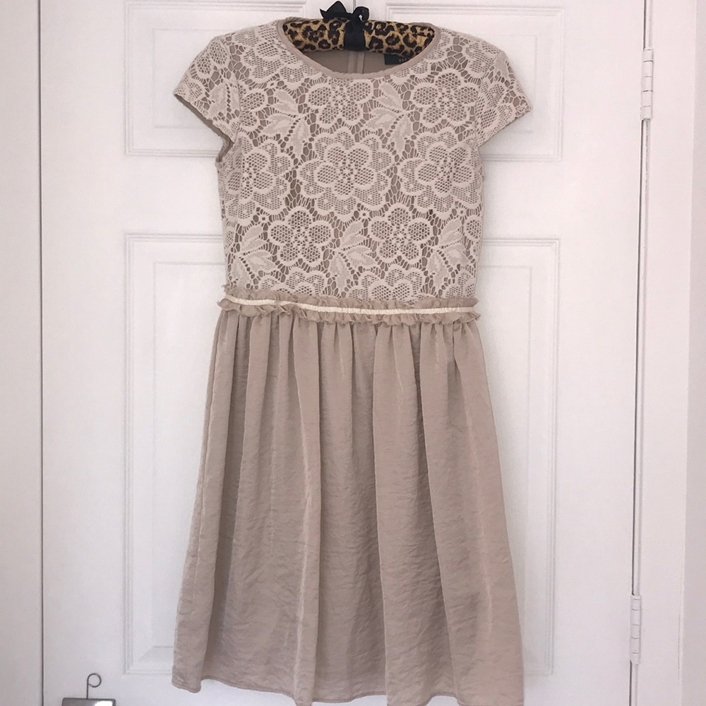 Gabby Skye - Dress